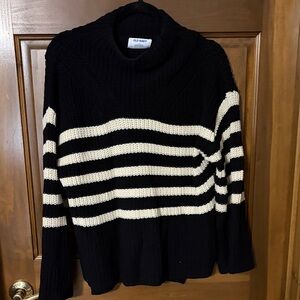 Old Navy Black and Cream Striped Knit Sweater